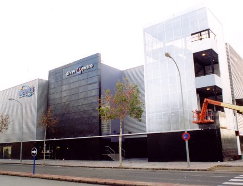 Centro comercial y de ocio, multiciones 9 salas. Dos Hermanas. Sevilla